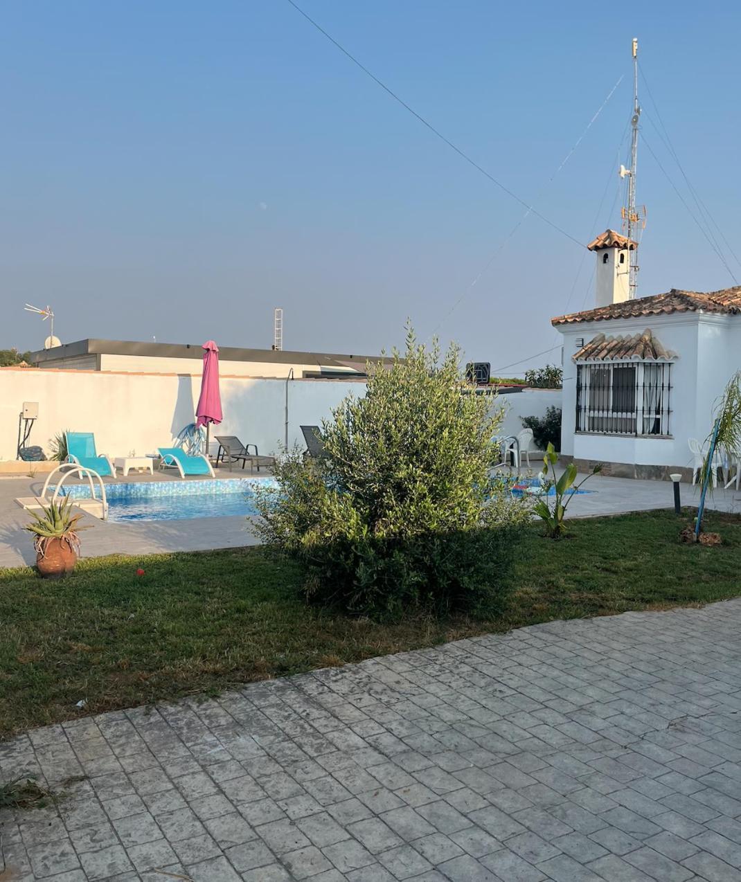 Fantastico Con Piscina 2 Km De La Barrosa Ferienhaus *